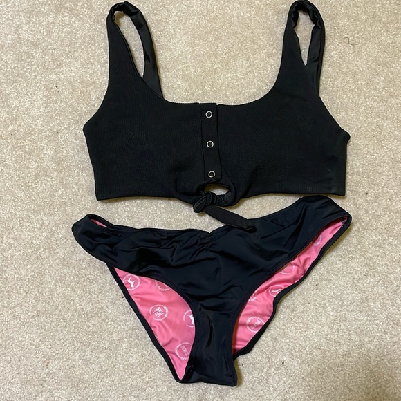 PINK Victoria's Secret Other - Black Buttoned up Bikini top (Zaful) (Victoria’s Secret Pink) Scrunched Bottoms
